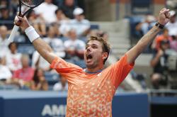 开云体育APP下载-欧洲网球队逆转意大利网球队，瓦林卡高光表现