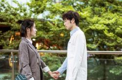 开云体育app-天山脚下起惊雷，太平洋西岸续传奇