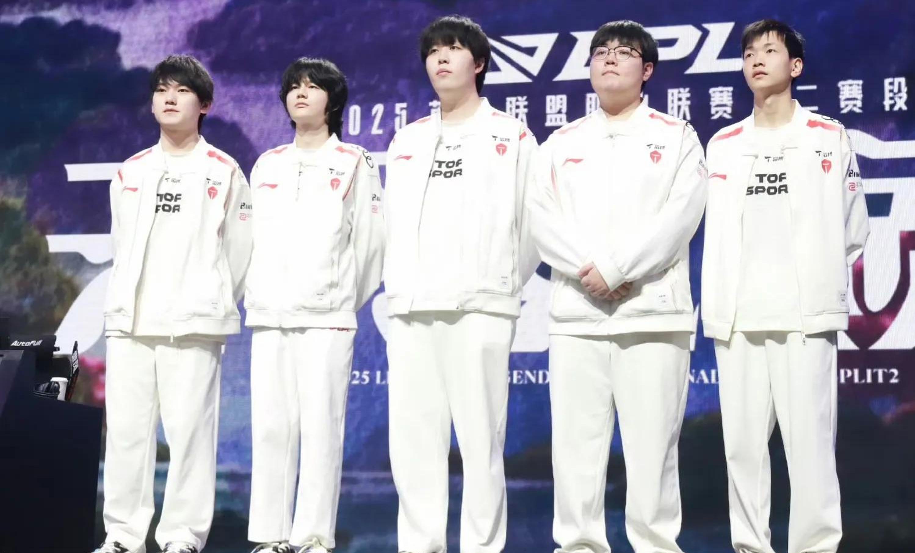 TES险胜TeamEmpire,Tian统治全场的简单介绍 TES险胜TeamEmpire,Tian统治全场的简单介绍