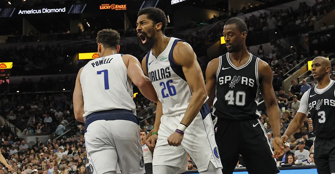 包含篮网B队绝杀独行侠，巴恩斯一己之力扛起全队的词条