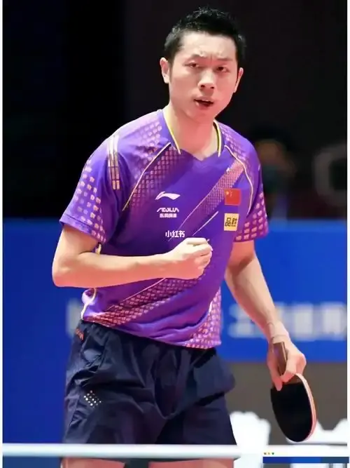 法国乒乓球队力克奥地利乒乓球队，许昕关键制胜