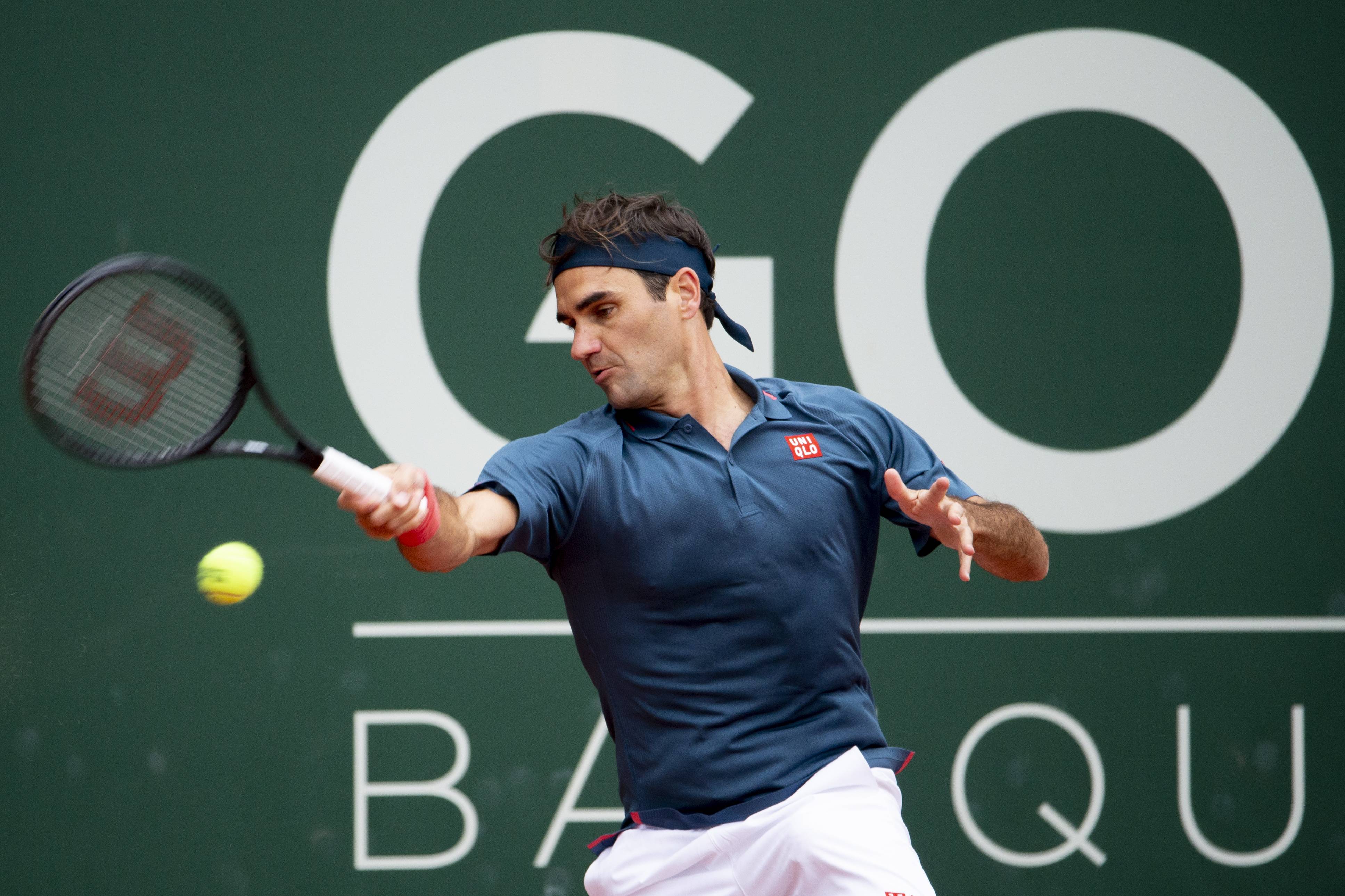 关于澳大利亚网球队翻盘西班牙网球队，费德勒完成帽子戏法的信息