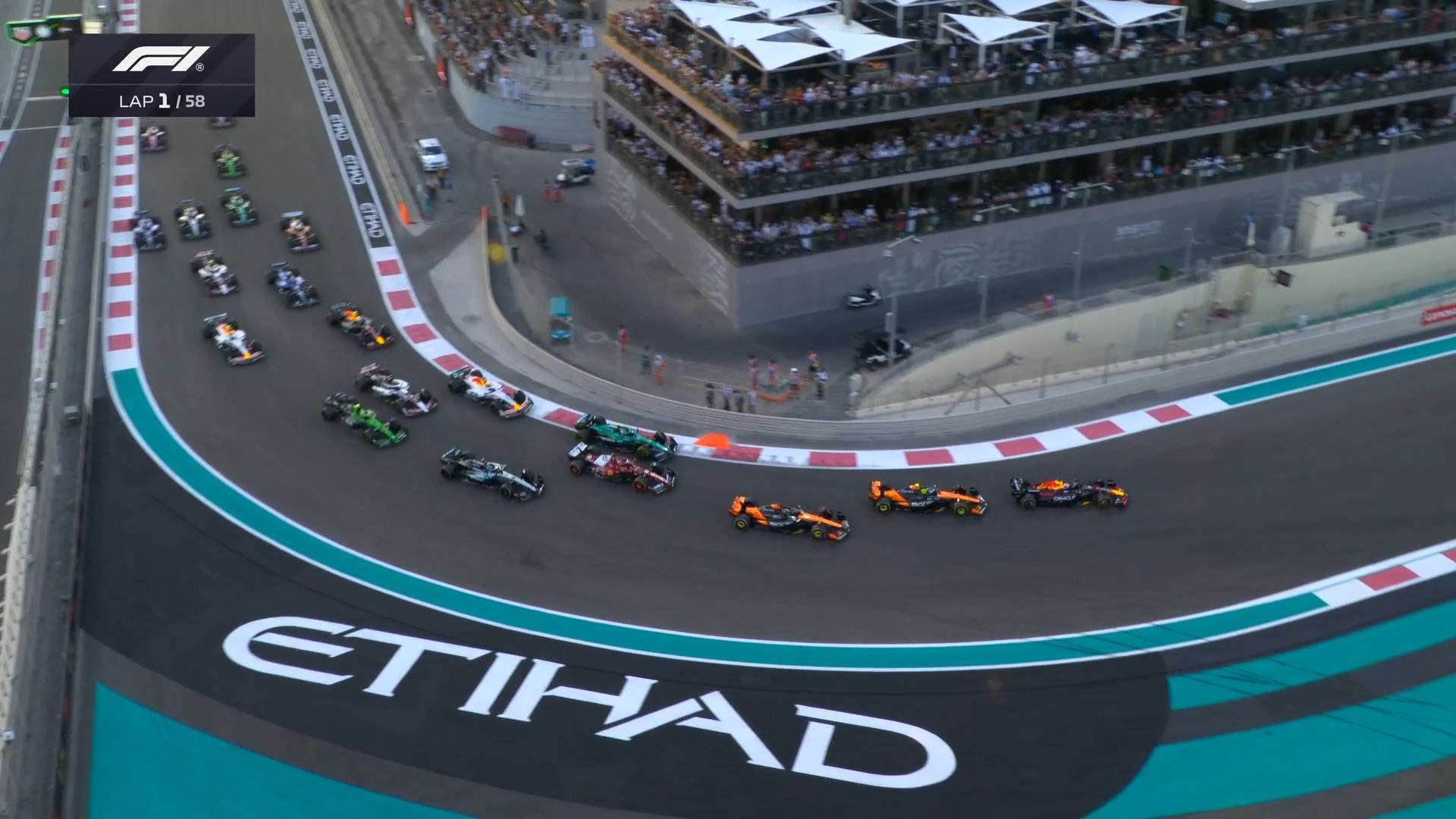 雷诺车队险胜迈凯伦，诺里斯状态火热