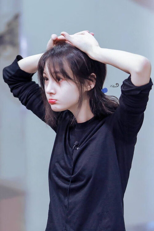 跨越重洋的竞技诗篇，伦纳德的舞台定律与尼克斯的破局之战