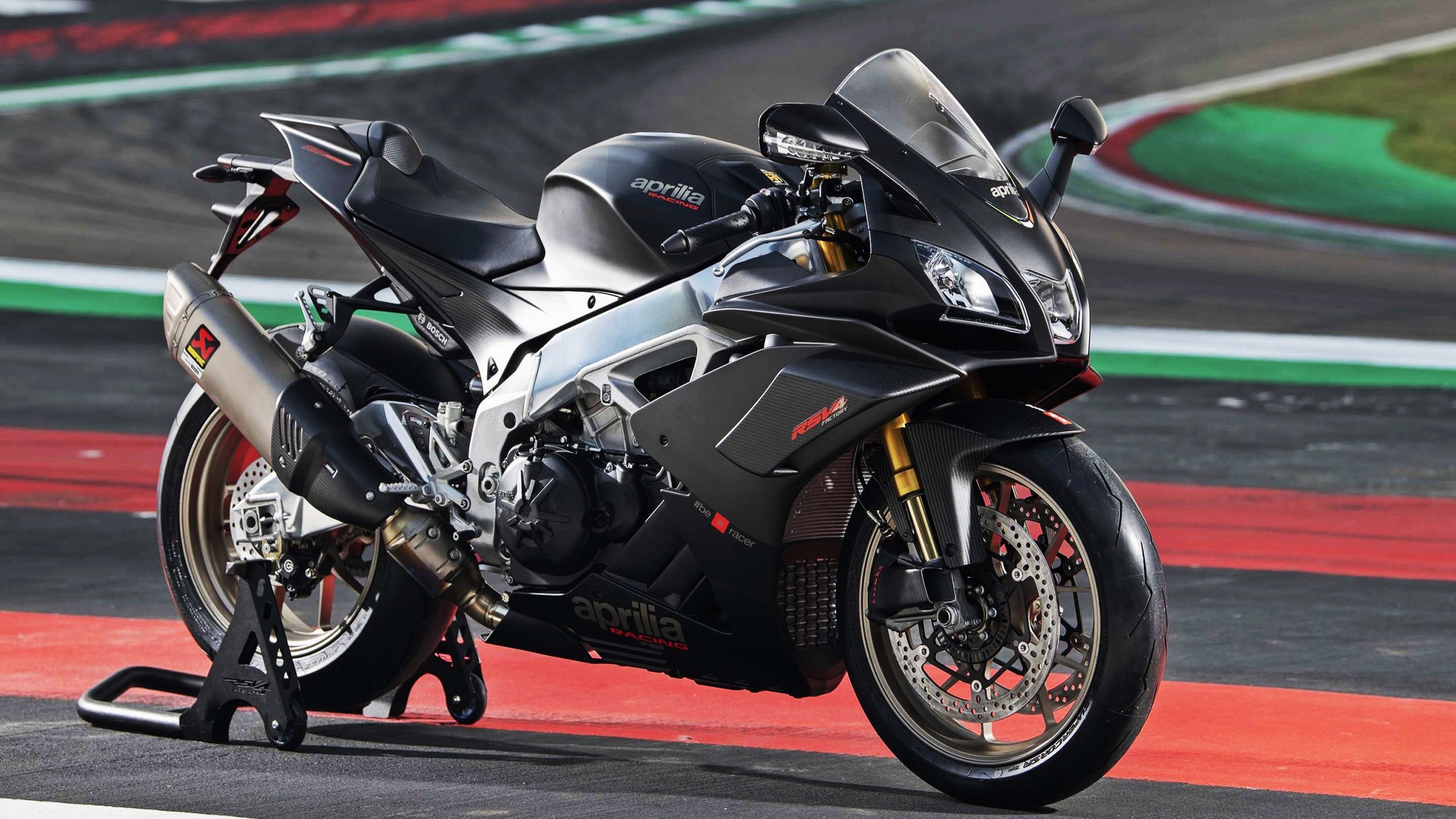 内线巨兽与团队利刃，武切维奇轰下30+20，勇士团队火力斩落鹈鹕