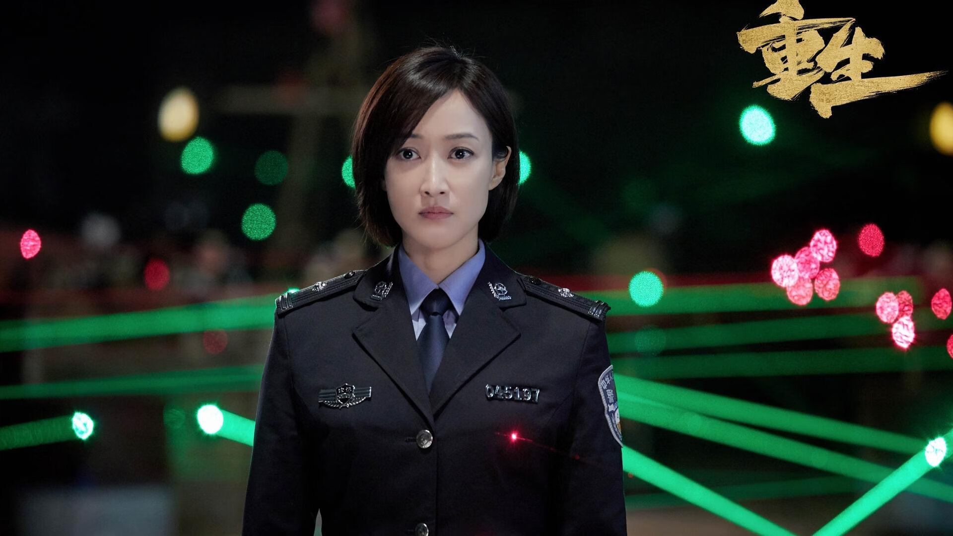 铁幕被蓝色风暴撕裂，布克生涯之夜导演黄蜂惊天逆转