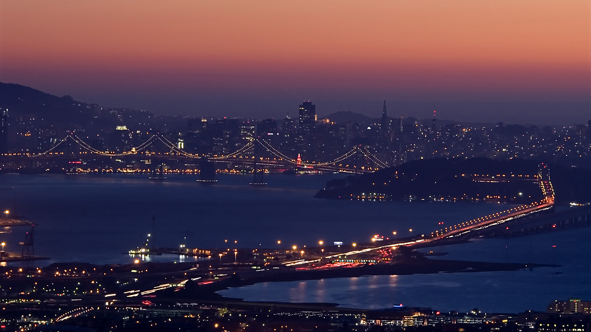 速度的囚徒与战术的迷宫，当F1揭幕战遇上欧联杯封锁艺术