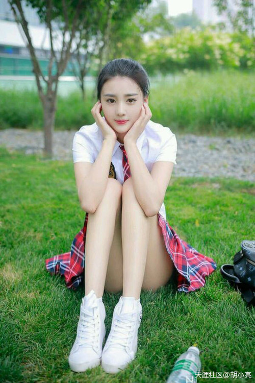 西甲国家德比之夜,班凯罗化身绿茵场上的完美先生,导演世纪对决的华丽乐章